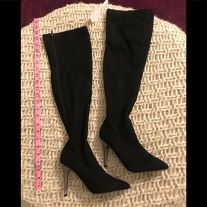 NWOB Over Knee size 7